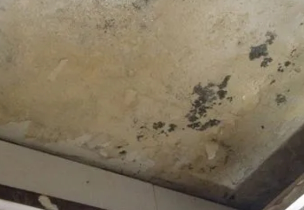 绍兴市阳台漏水维修公司分享下绍兴市卫生间渗水维修需要注意哪些问题。